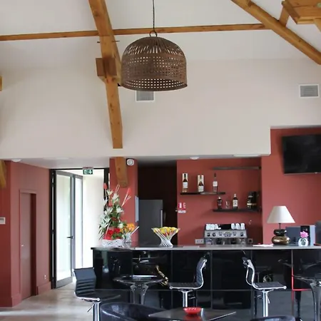 Отель La Toscane 5*